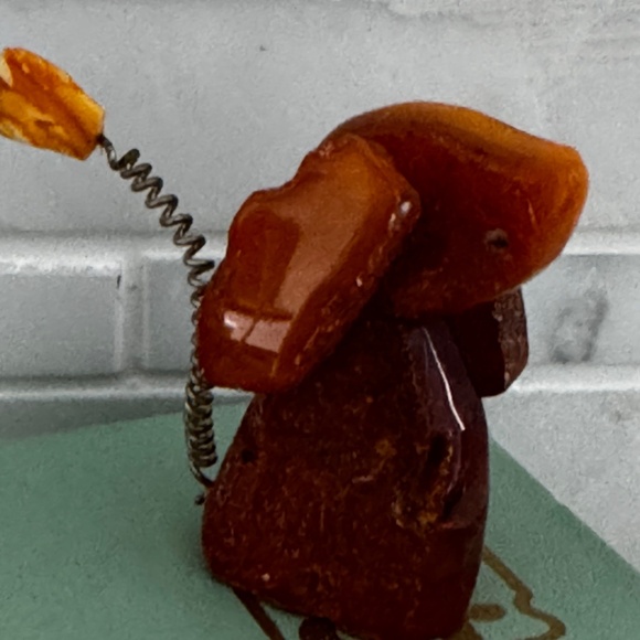 Vintage Baltic Butterscotch Egg Yolk Amber Stone Figurine 10g EXPO'67 Soviet - Picture 6 of 10